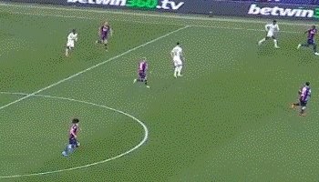 开云体育网页版入口-【意甲】伊布传射+乌龙 AC米兰11打10被追2球4比2胜