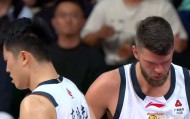 开云体育官方网-终于等到了！广东新内线老大正式诞生，这可是加强版胡金秋！